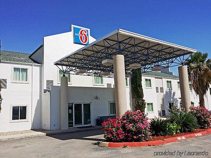 Motel 6 New Braunfels Zewnętrze zdjęcie
