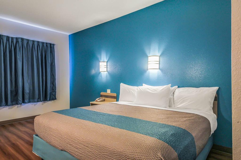 Motel 6 New Braunfels Zewnętrze zdjęcie