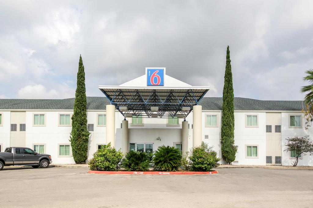 Motel 6 New Braunfels Zewnętrze zdjęcie